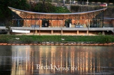 진주 남강 ‘물빛나루쉼터’ 세계에서 빛났다