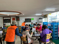 진천군 광혜원면 지역사회보장협의체, 황금루와 ‘음식나눔 자장데이’ 운영