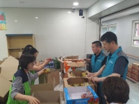 한국마사회 중랑지사, 한여름 복과일 나눔 행사 지원