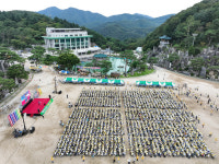 JMS 1만 명 교인들...월명동에서 정명석 목사 명예회복 위한 평화시위