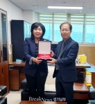 황소제 광주시의원, 능평초등학교 교육공동체로부터 감사패 받아