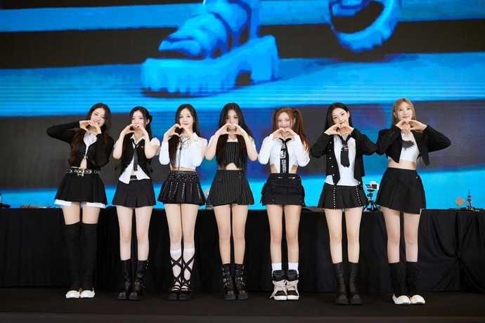 베이비몬스터, 데뷔 후 첫 정규 앨범 드립으로 밀리언셀러 등극! - YG엔터테인먼트 발표