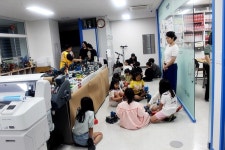 평촌라이온스클럽, 안양지역아동센터 소속 어린이들 로봇체험교육 실시