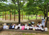 증평 좌구산휴양랜드 유아숲인성학교, 자연과 교감하는 유아숲 인기