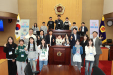 충북도의회, 충주 탄금·노은중 학생 대상 제111회 청소년 의회교실 진행