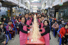 단양군, 24 매포전통시장 인절미데이 진행