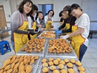 [거창소식] 어버이날, 카네이션 달라드리기