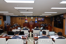 울진군의회, 제285회 제1차 정례회 마무리…결산 승인 등 16건 의안 의결