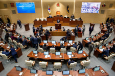 경북도의회 윤종호 의원"구미에 반도체? 규제부터 풀어라 "