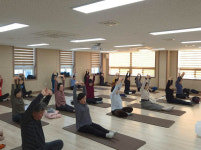 충주시보건소, 만성질환자 ‘몸쉼맘쉼 힐링요가’ 프로그램 운영