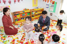 윤건영 충북교육감, 가정어린이집 현장 의견 청취