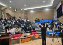 조길형 충주시장, 예성여고 3학년 대상 ‘자기주도적 진로 설계’ 특강 진행