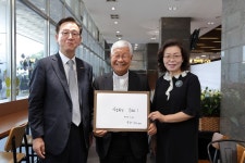 유흥식 추기경 집전 키다리식품, 상주영천고속도로 휴게소 축복식·재개소식...