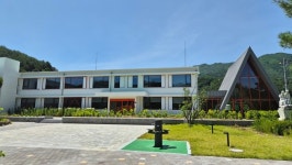 흉물 폐교에 다시 켜진 불… 봉화 분천산타마을, ‘숲속 아지트’ 품고 체류형 명소 도약