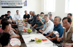 민형배 전남광주통합특별시장, 해남 비석경로당 방문… 폭염 취약계층 현장 점검