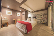 이번 주말 1박2일로 여기어때?