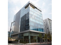 [특징주] 원익홀딩스, 한·미 로봇 산업 육성 기대감 속 로봇 첨단당지 밸류체인 부각에 상승