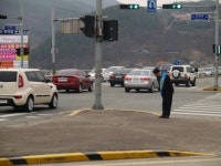 밝게 손 흔드는 시민들이 큰 힘이 되었다.