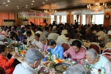 공주시 탄천면, 4일 경로잔치 열어!