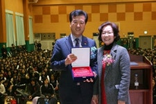 조원휘 의원, 대전두리중학교에서 감사패 받아