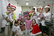 대전성모병원,환우 성탄 선물 나누기 행사 실시