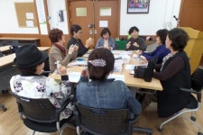 여성회관, 스마트폰 활용 교실 운영