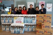 아산목련라이온스클럽, 신창면에 후원물품 전달