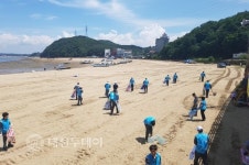 당진지역 기관단체, 해안가 환경정비활동 펼쳐