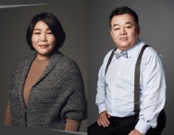 고수희 이근희, 16살 나이 차이 극복하고 아기자기한 러브러브...주위 사람들 시선을 개의치 않고 만남 즐겨