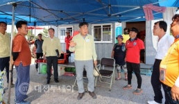 가세로 태안군수,  해수욕장 안전 점검 나서