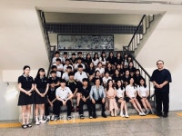 대전만년고, 학생들의 붓끝에서 완성된 전통벽화