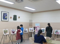 보령웅천도서관,「책 읽는 모습」사진공모전 작품 전시