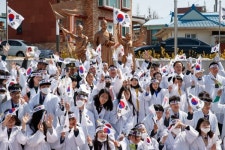 아산시장, 선장면 4·4 추모제 및 동상 제막 행사 참석