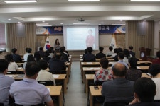 논산계룡교육지원청, 민원서비스 향상 및 친절교육 연수 실시