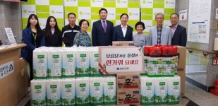 대전시교육청, 대덕구노인복지관에 추석맞이 위문품 전달