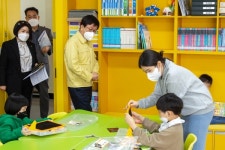 최교진 세종시교육감, 관내 학교 긴급  돌봄 현장 점검