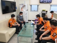 대전시의회 홍종원 행자위원장, 용두동 도로 결빙민원 현장방문 및 태평119안전센터 격려