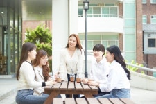 혜전대, 카페테리아 주민들 휴식공간 인기