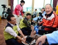 한울원전本, 지역 요양원서 봉사활동