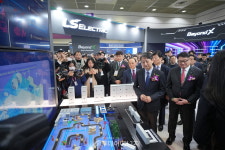 일렉스 코리아 2025 개막...K-그리드 세계시장 공략 본격화