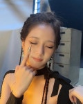 손끝에 반짝이 보석, 네일 피어싱!