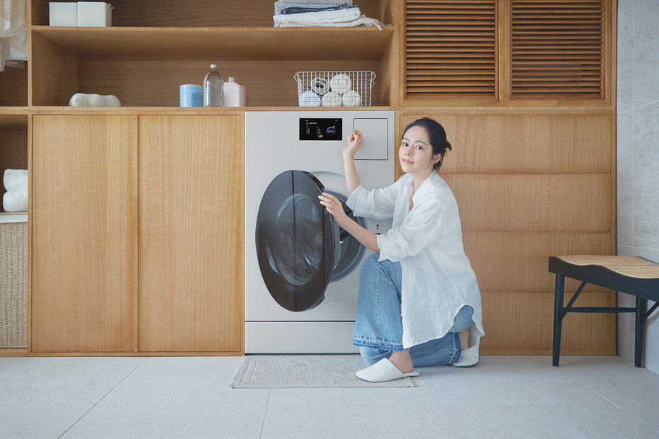한가인, 남사친과의 미술관 데이트 영상 공개... 친밀한 우정 눈길