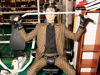 펜디 수트를 입고 헬스장에 가면?