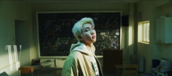 방탄소년단의 컴백을 알리는 새 앨범 트레일러의 주인공, 이번에는 RM이다.