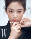 더블유 2월호 커버를 장식한 블랙핑크 제니 화보 풀 스토리
