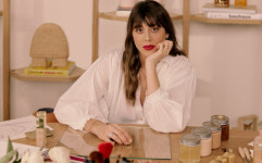 겔랑과 함께한 장밋빛 메이크업 룩