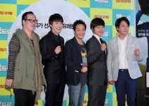 영화 백프로 시사회...윤시윤, 여진구 500만 돌파시 걸그룹 춤추겠다