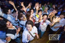 흥겨운 콜라텍 어버이날 행사