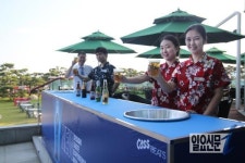 노보텔 앰배서더 부산, ‘카스 블루 썸머 가든’ 마련