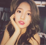 수지, 여신 포스 셀카 화제…김우빈과 드라마서 호흡 맞춘다